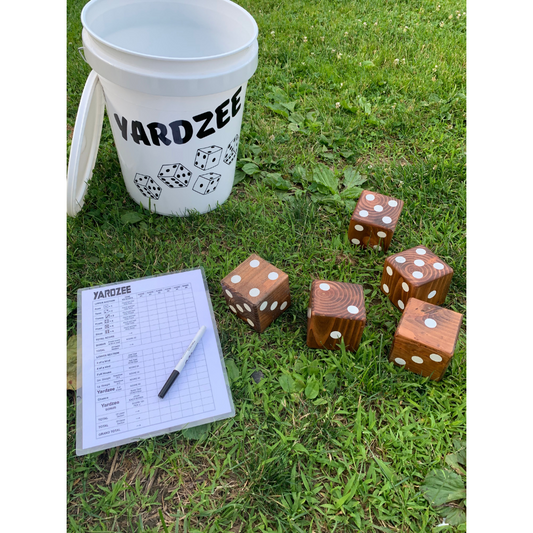 Jumbo outdoor dice game