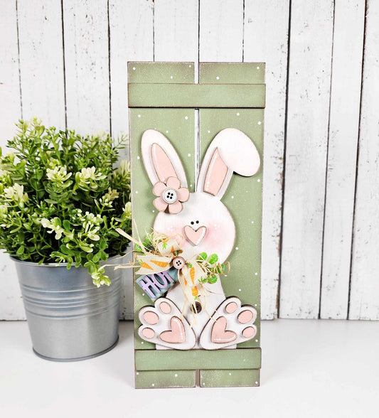 Bunny table top Pallet Leaner