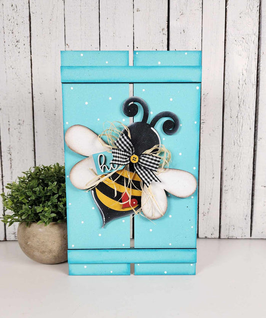 Bee table top Pallet Leaner