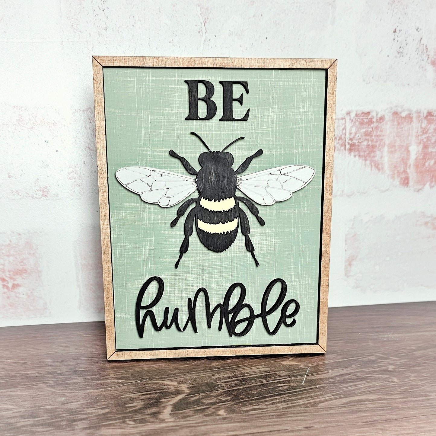 Interchangeable Seasonal Frame & mini sign set